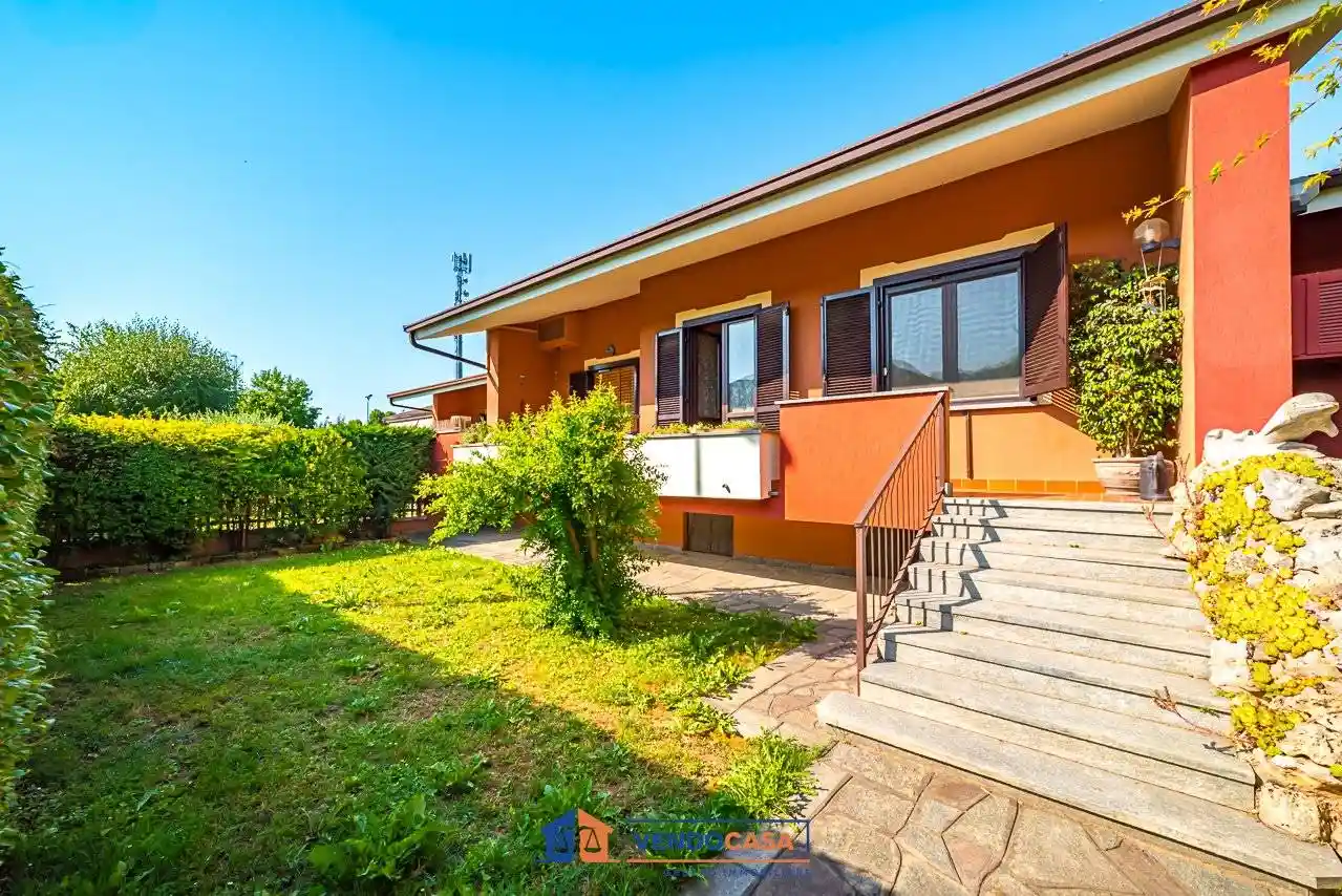 Villa in vendita a Bra