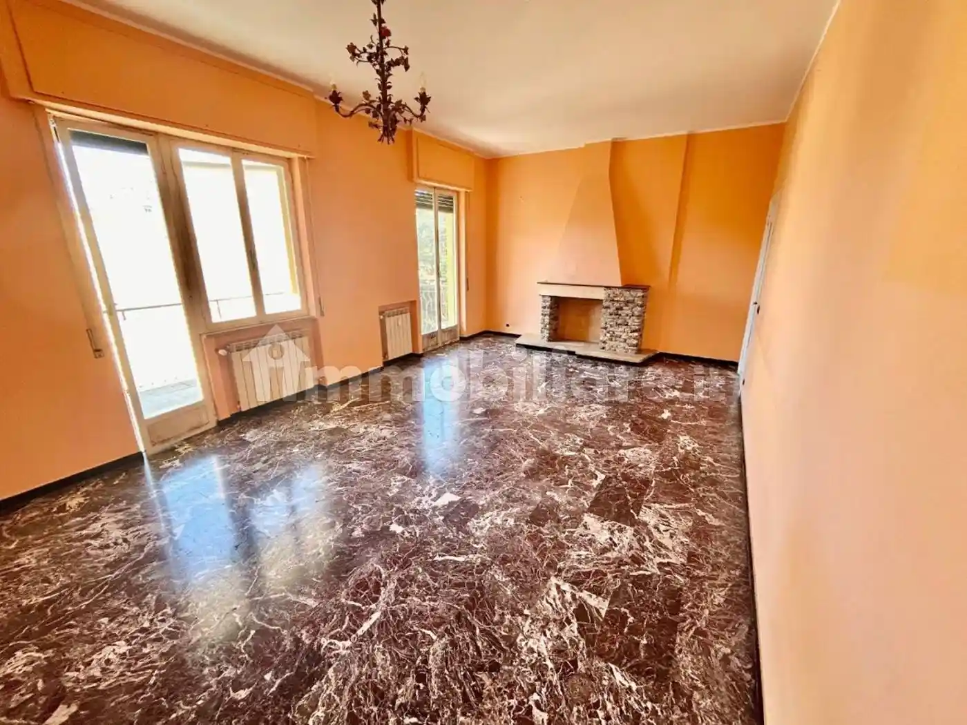 Appartamento in vendita a Savona