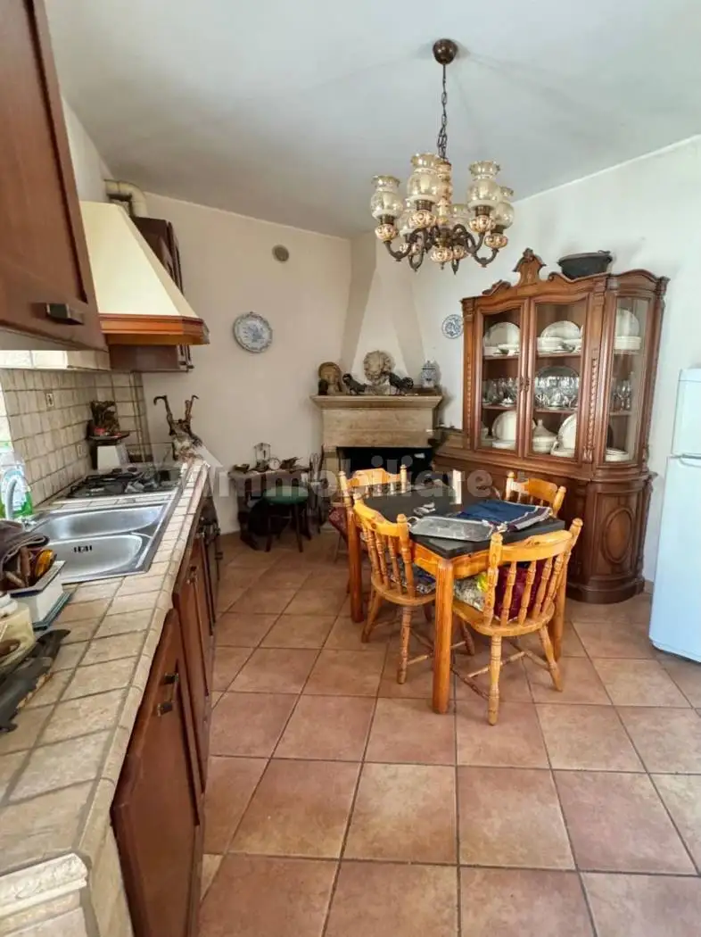 Terratetto unifamiliare piazza Ricetto, Centro, Capistrello - foto 4