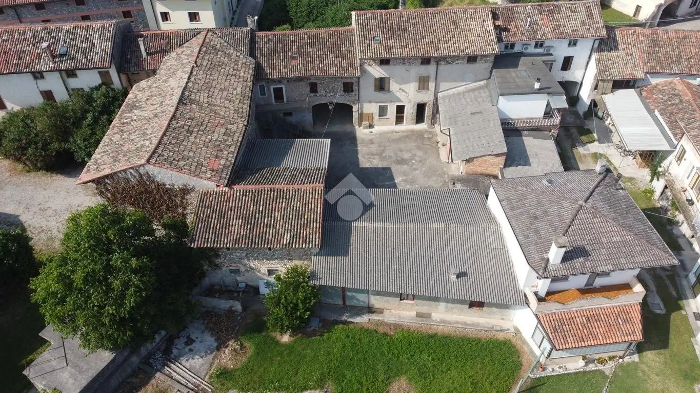 Rustico - Casale in vendita a Mereto di Tomba