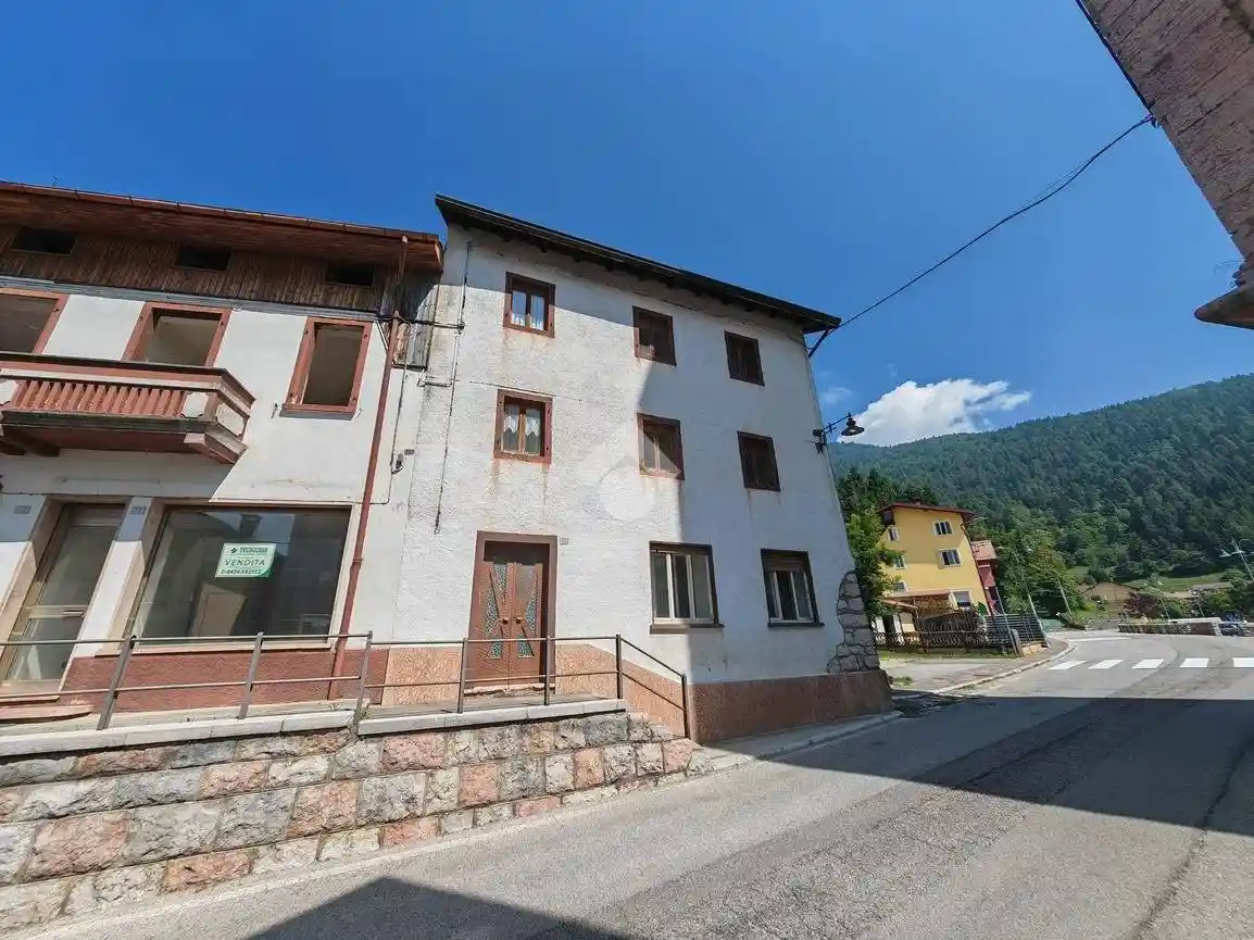 Casa indipendente in vendita a Roana