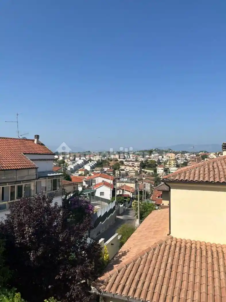 Villa unifamiliare Strada Pandolfi, Colle del Telegrafo - Colle Scorrano, Pescara - foto 4