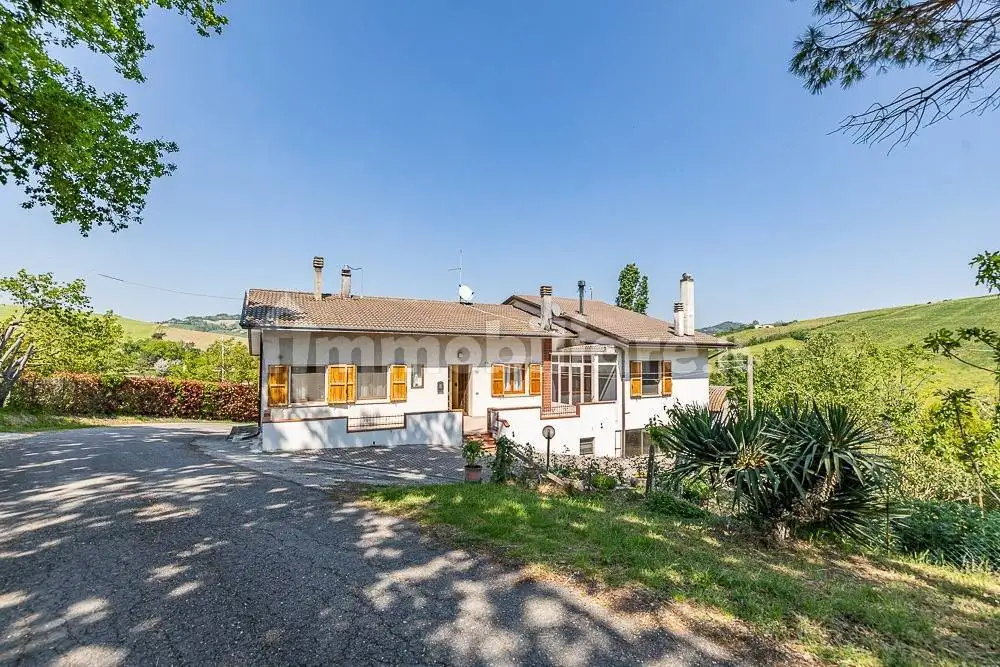 Villa in vendita a Mondaino