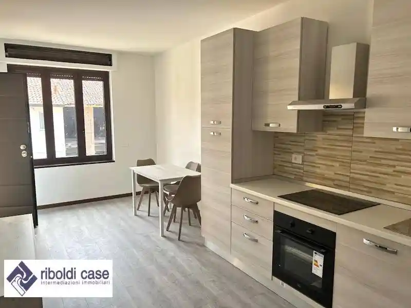 Appartamento in vendita a Barlassina