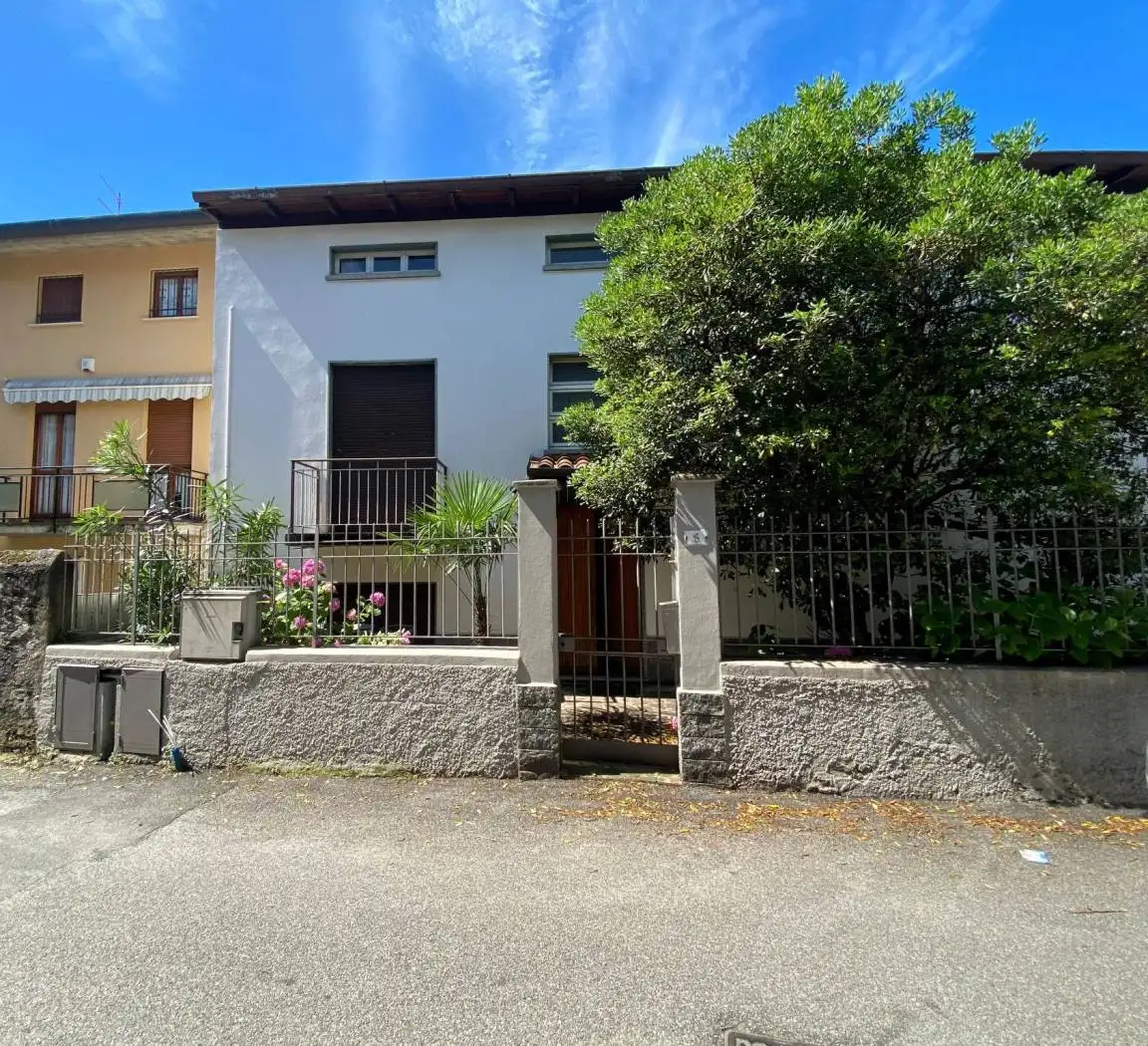 Villa in vendita a Lecco