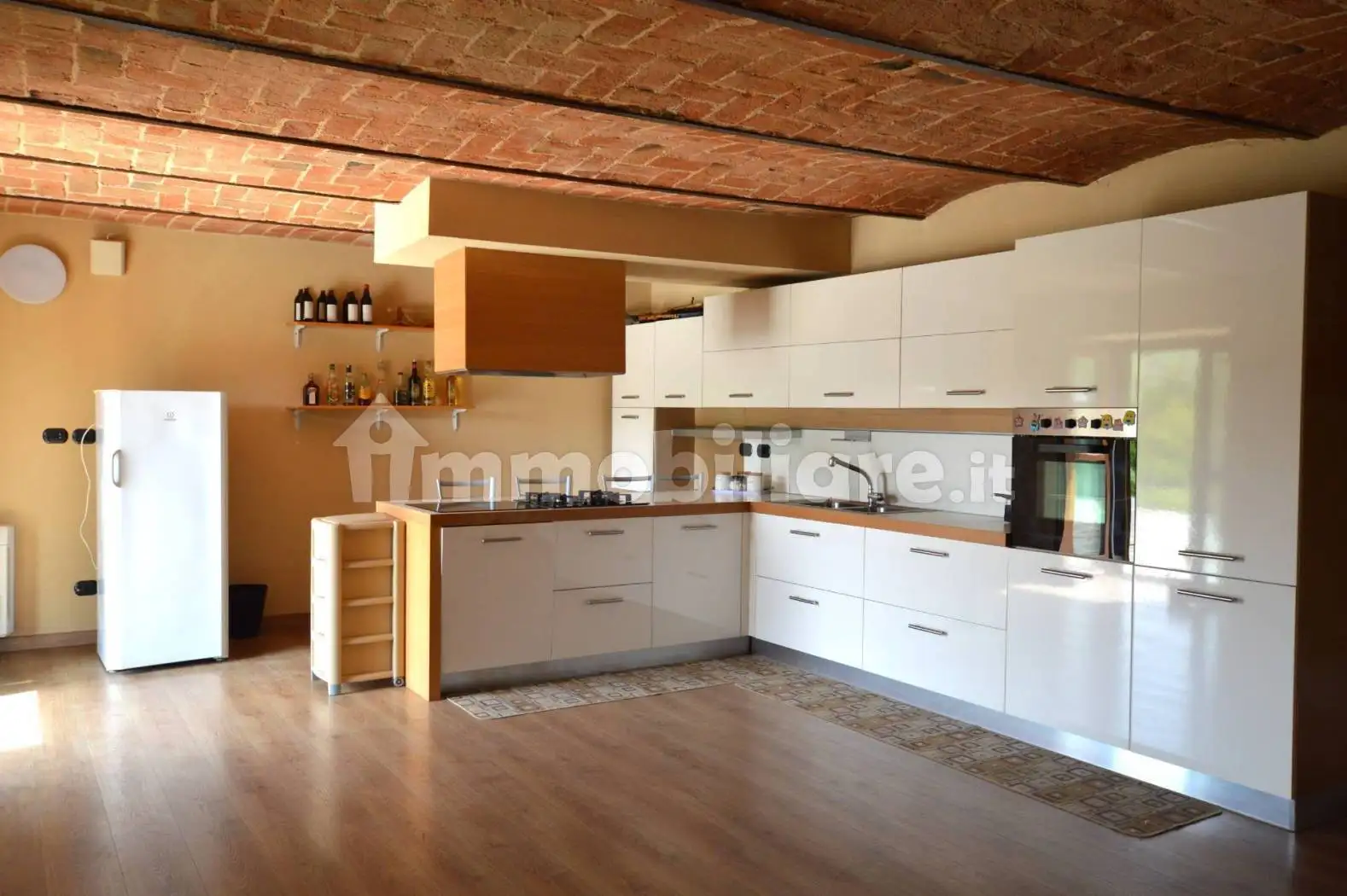 Villa in vendita a Mombaruzzo