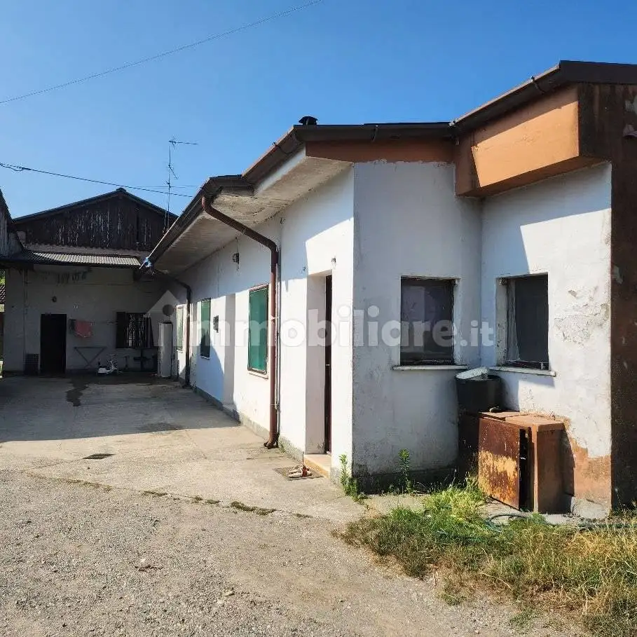 Casa indipendente in vendita a Genivolta