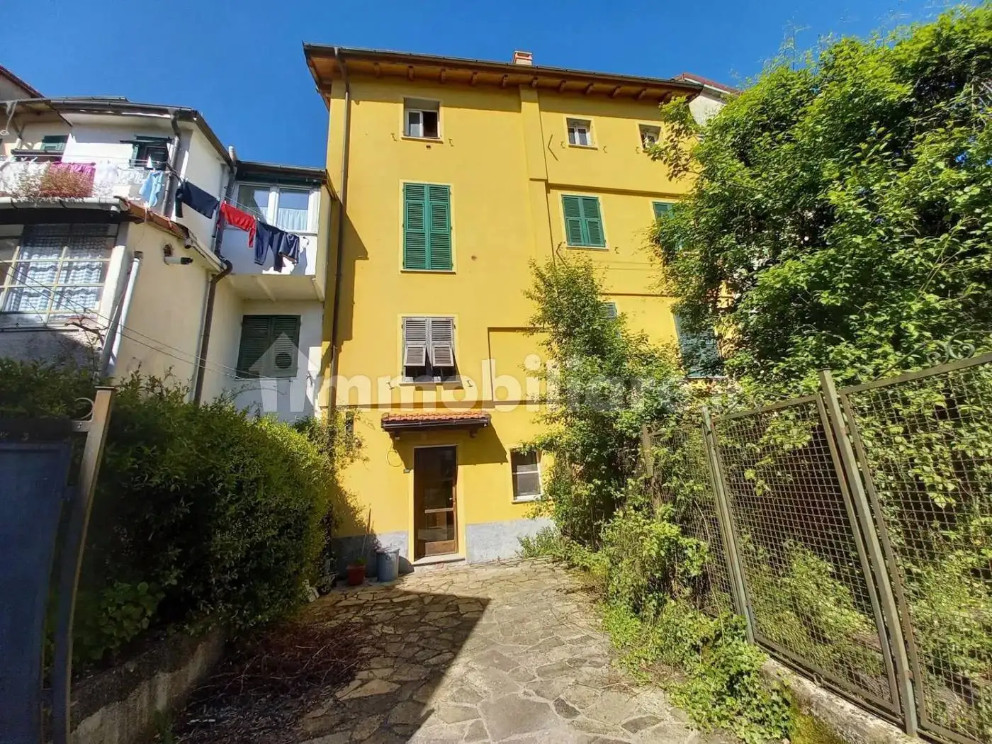 Appartamento in vendita a Crocefieschi