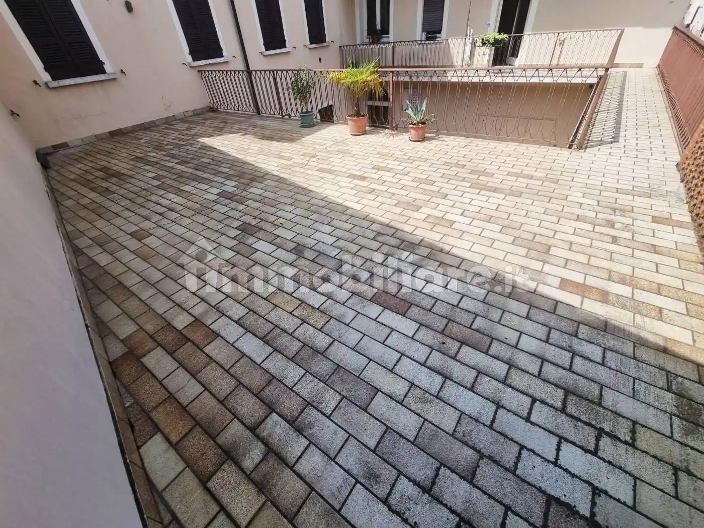 Appartamento in vendita a Lonato del Garda