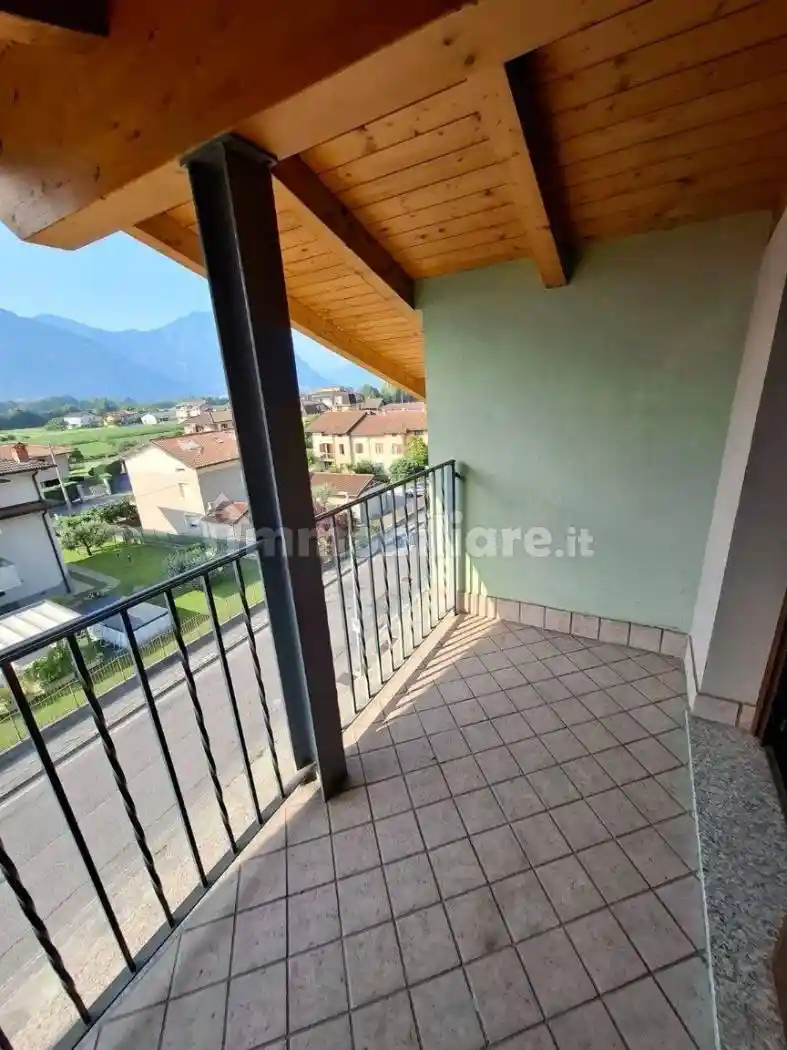 Appartamento in vendita a Costa Volpino