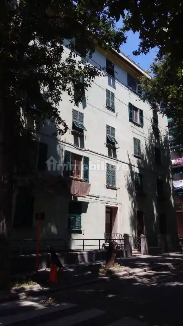 Appartamento in vendita a Genova