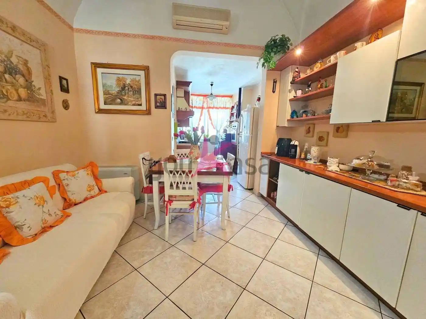 Appartamento in vendita a Mola di Bari