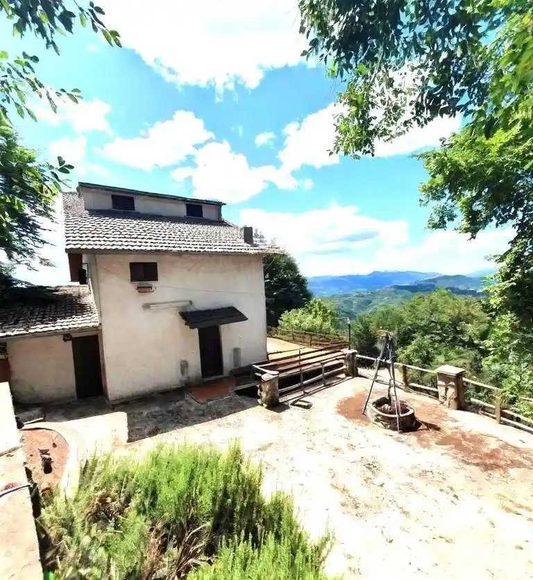 Villa in vendita a Serrone