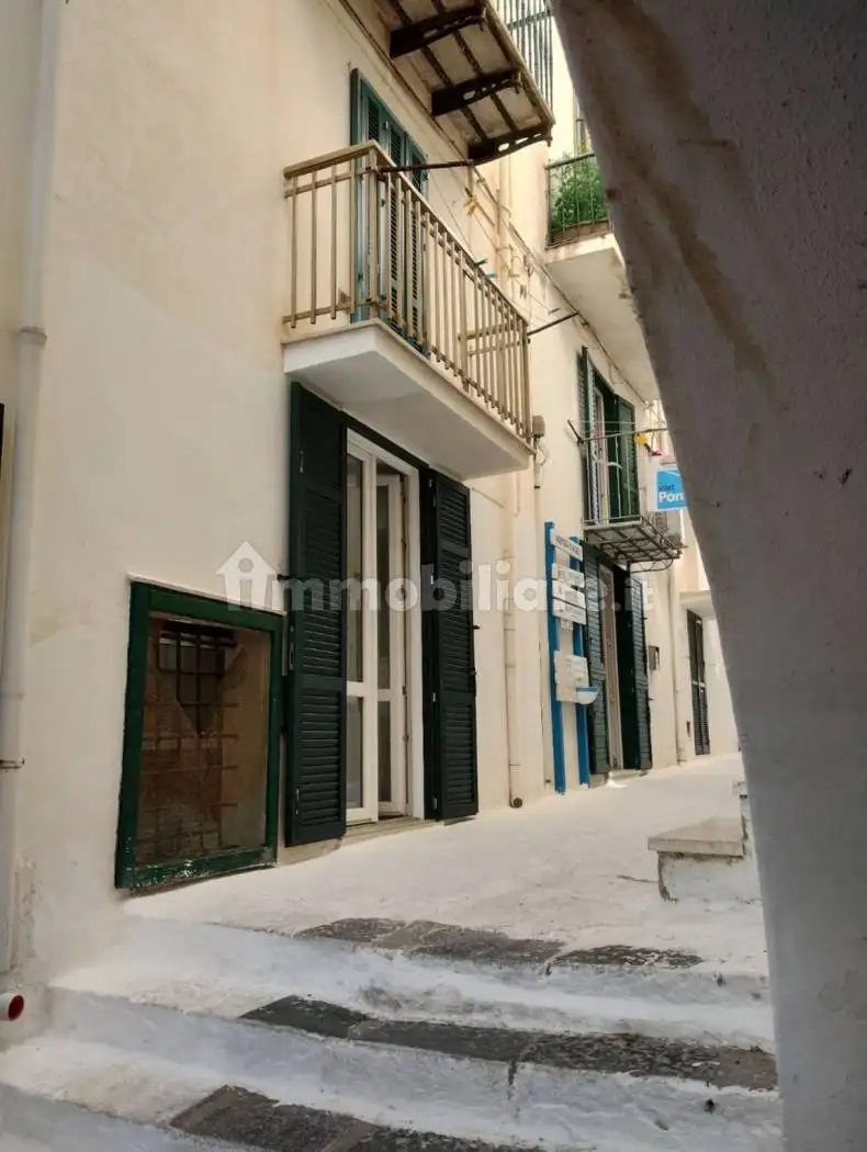 Appartamento in vendita a Ponza