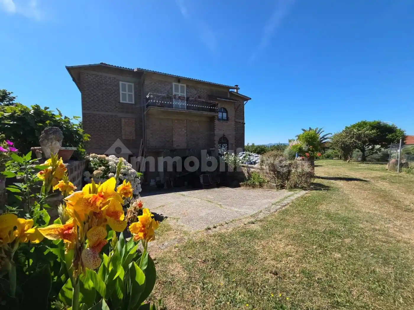 Villa in vendita a Caprarola