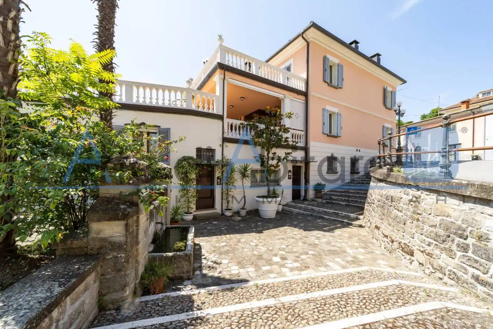 Villa in vendita a Novafeltria