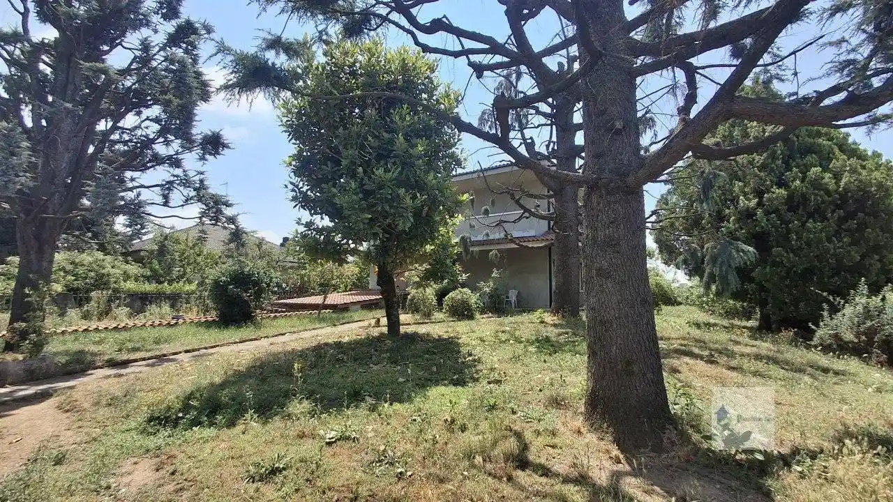 Villa in vendita a Castano Primo