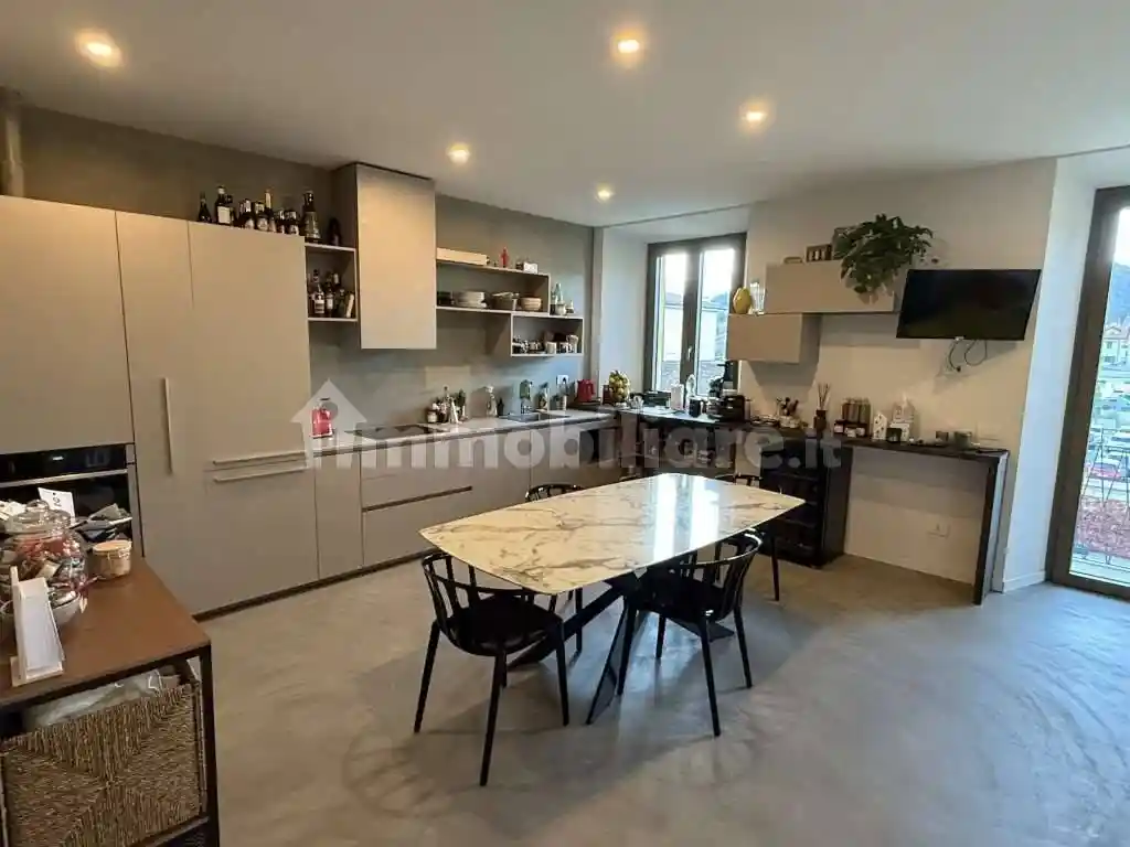 Appartamento in vendita a Verbania