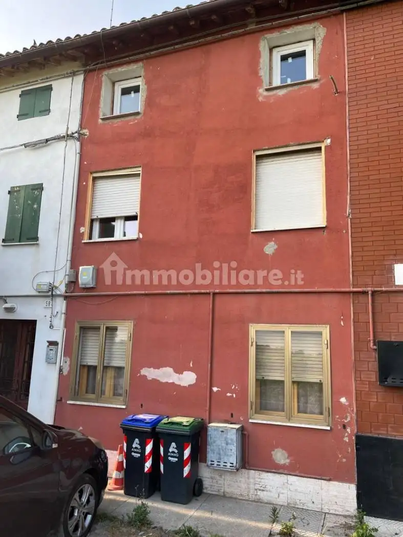 Casa indipendente in vendita a Carpi