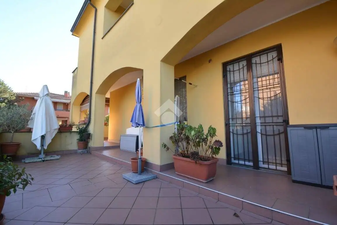 Quadrilocale via Piave 6, Burago di Molgora - foto 2