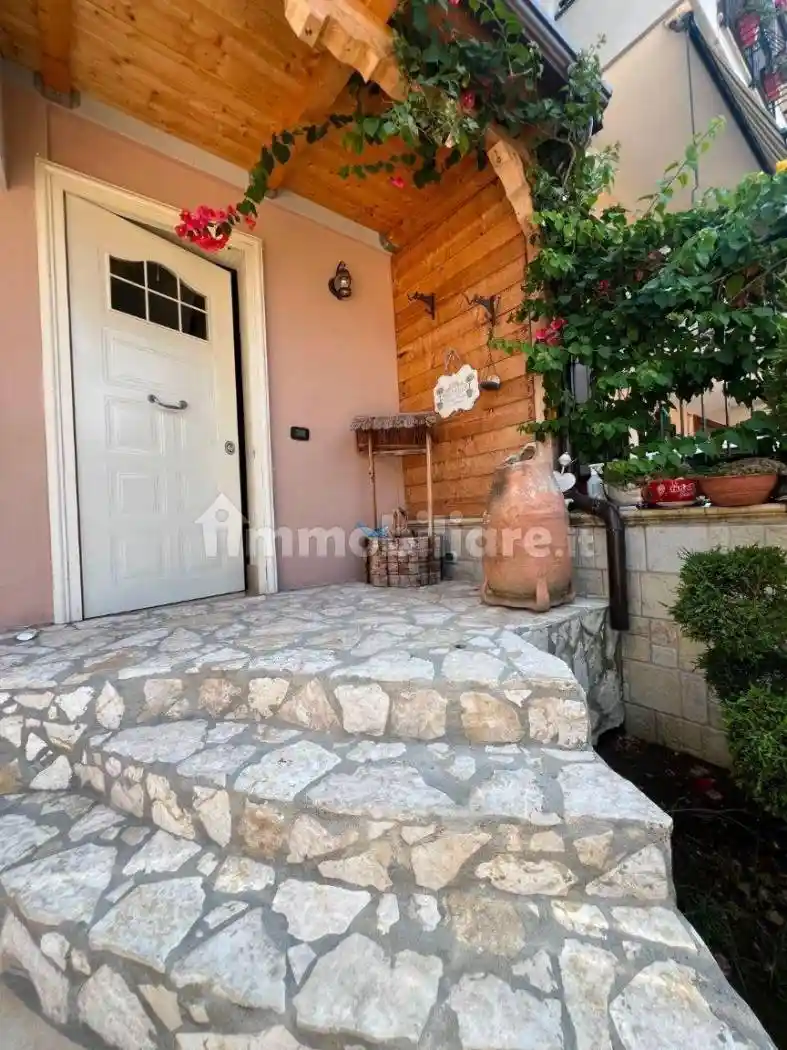 Villetta a schiera - foto 2