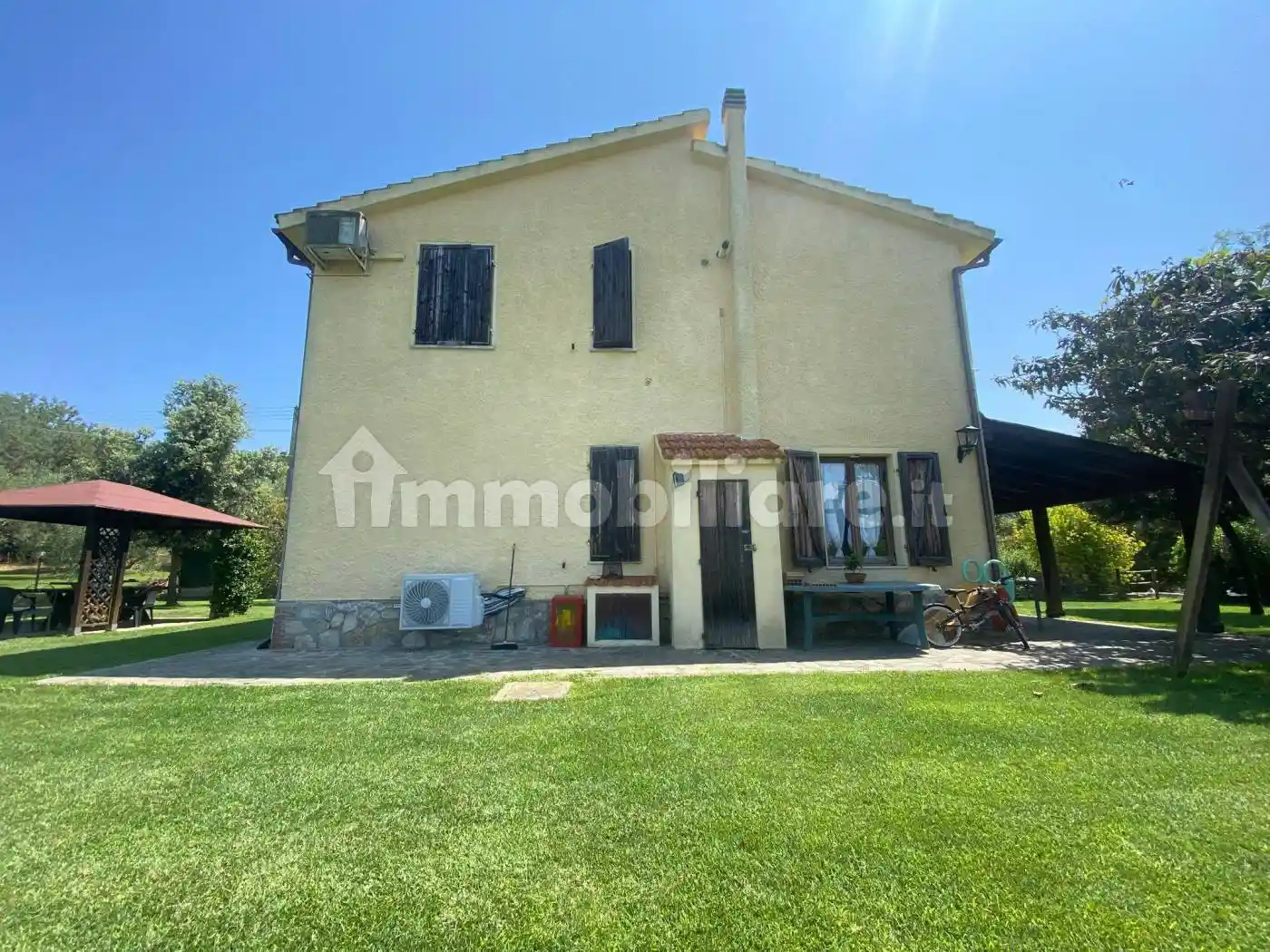 Villa in vendita a Magliano in Toscana