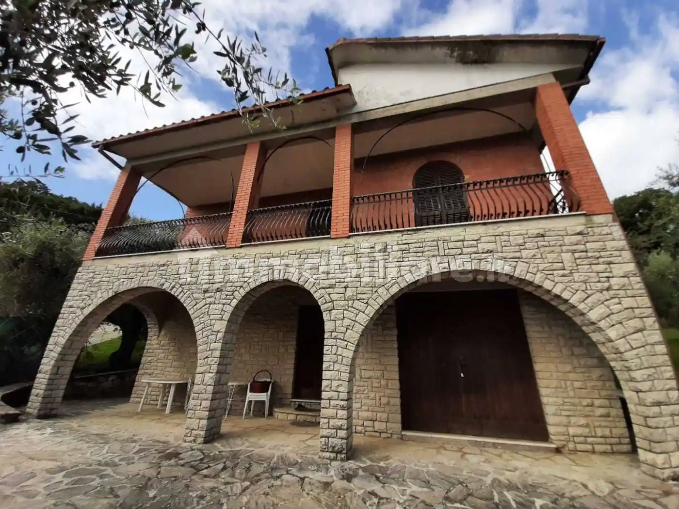 Villa in vendita a Avigliano Umbro