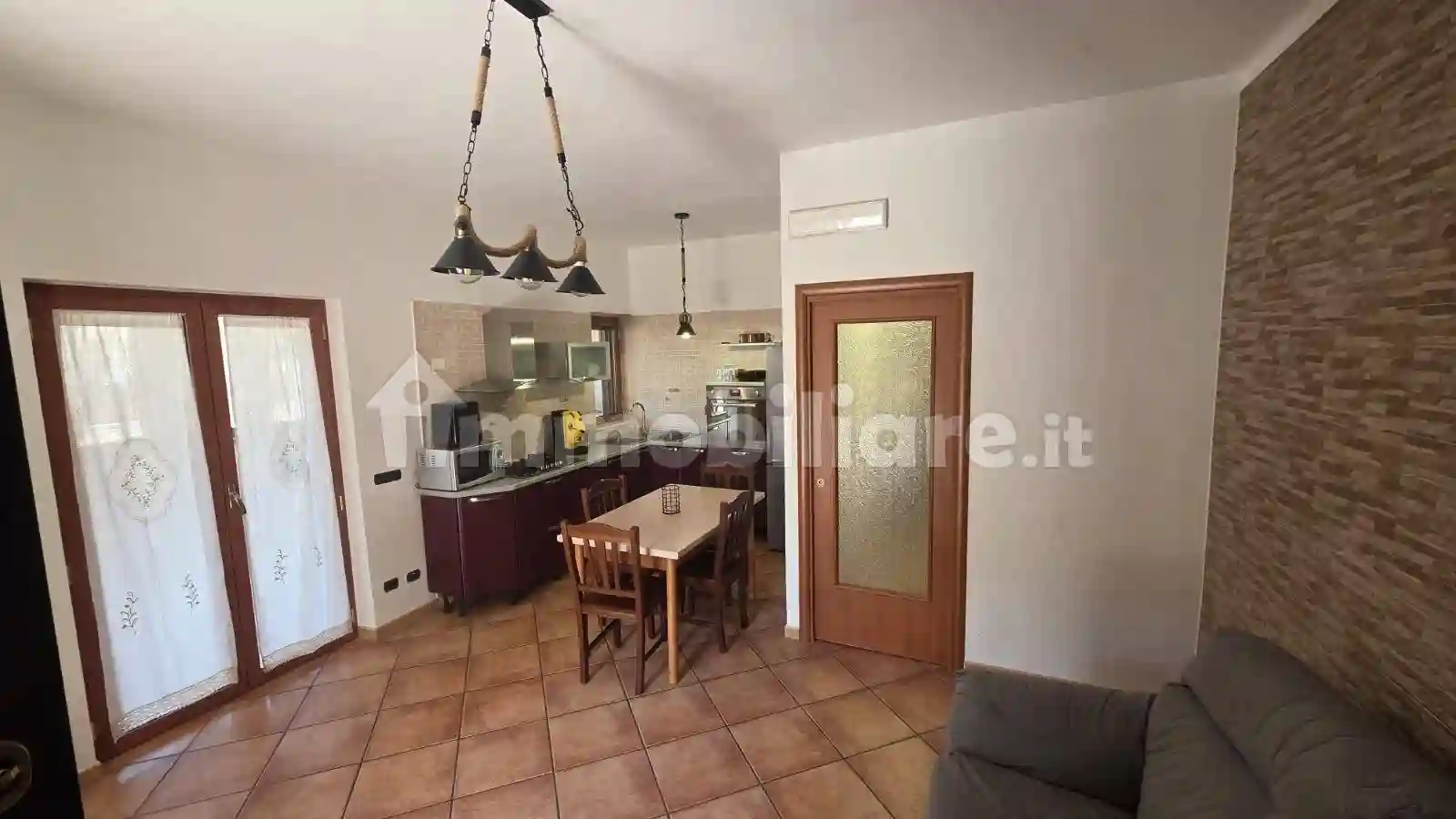 Trilocale viale dei Rosmarini 4, Pinetamare, Castel Volturno - foto 4