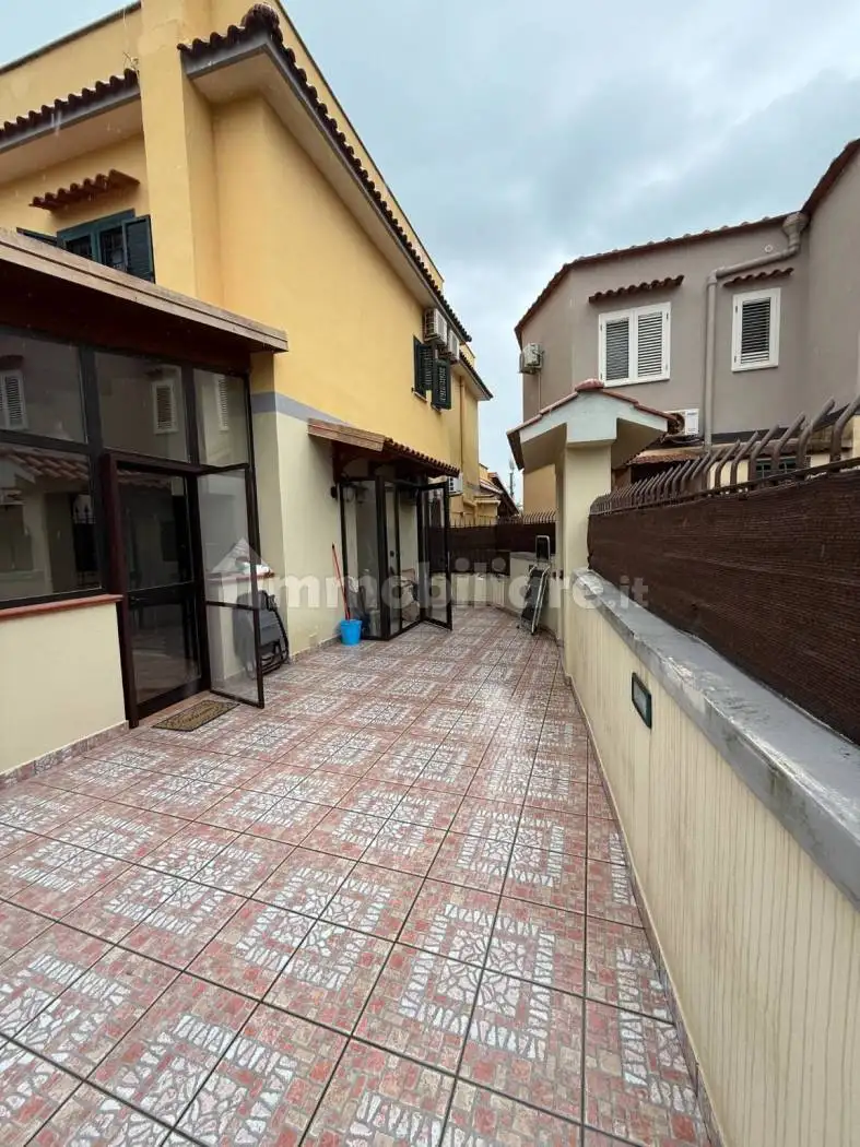 Trilocale viale dei Rosmarini 4, Pinetamare, Castel Volturno - foto 2