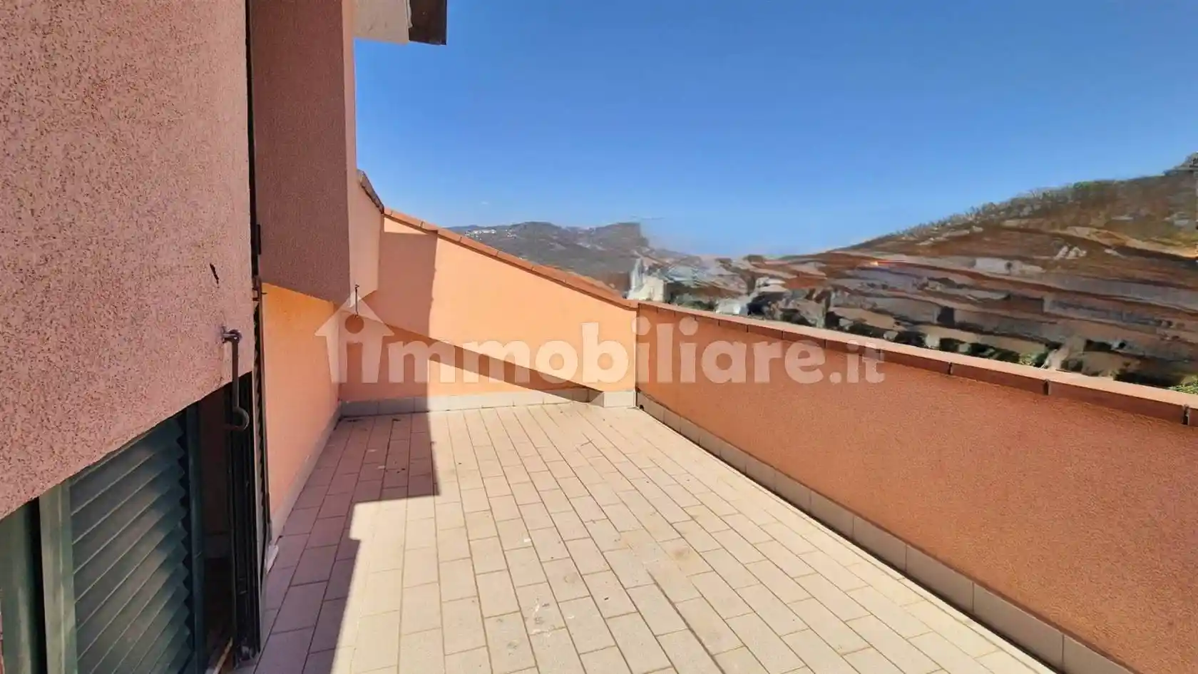 Appartamento in vendita a Santo Stefano di Magra