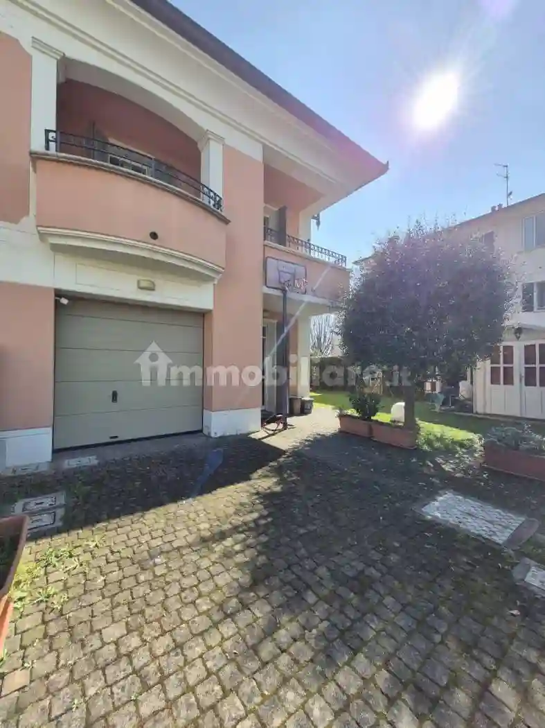 Villetta a schiera - foto 2