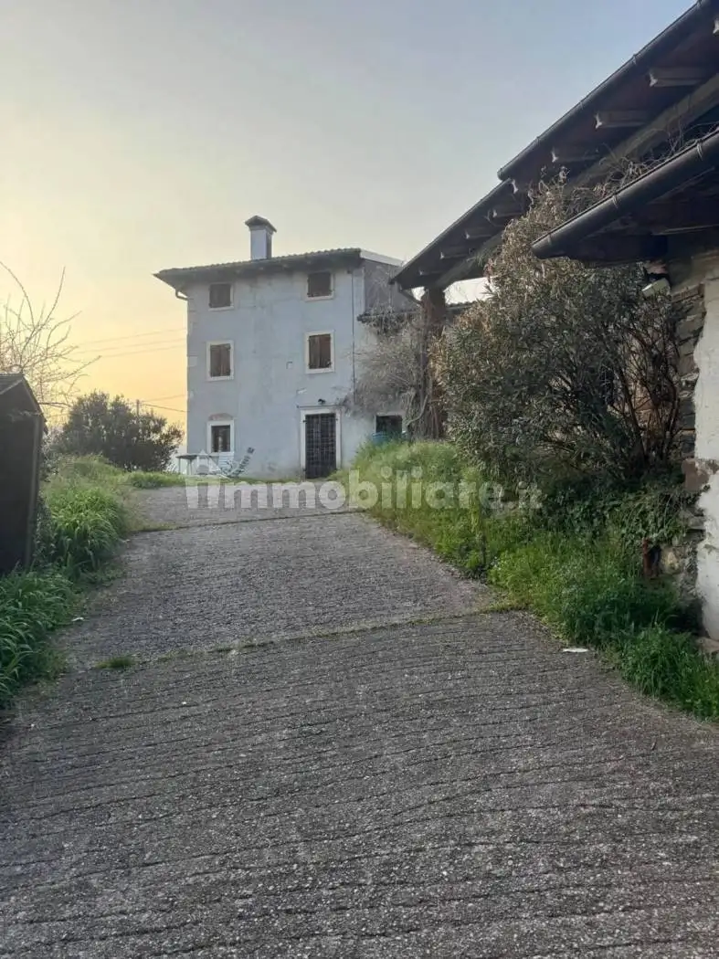 Rustico - Casale in vendita a Montecchia di Crosara