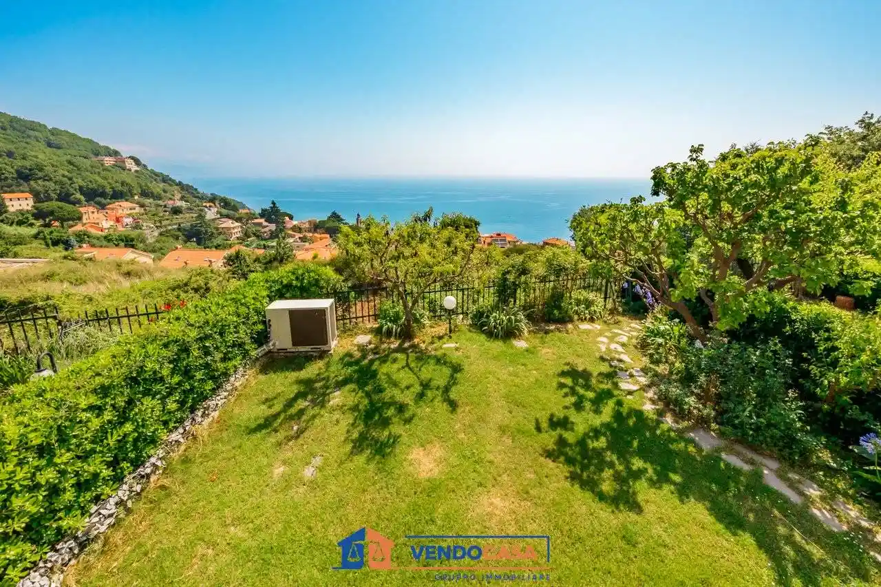 Villetta a schiera in vendita a Bergeggi