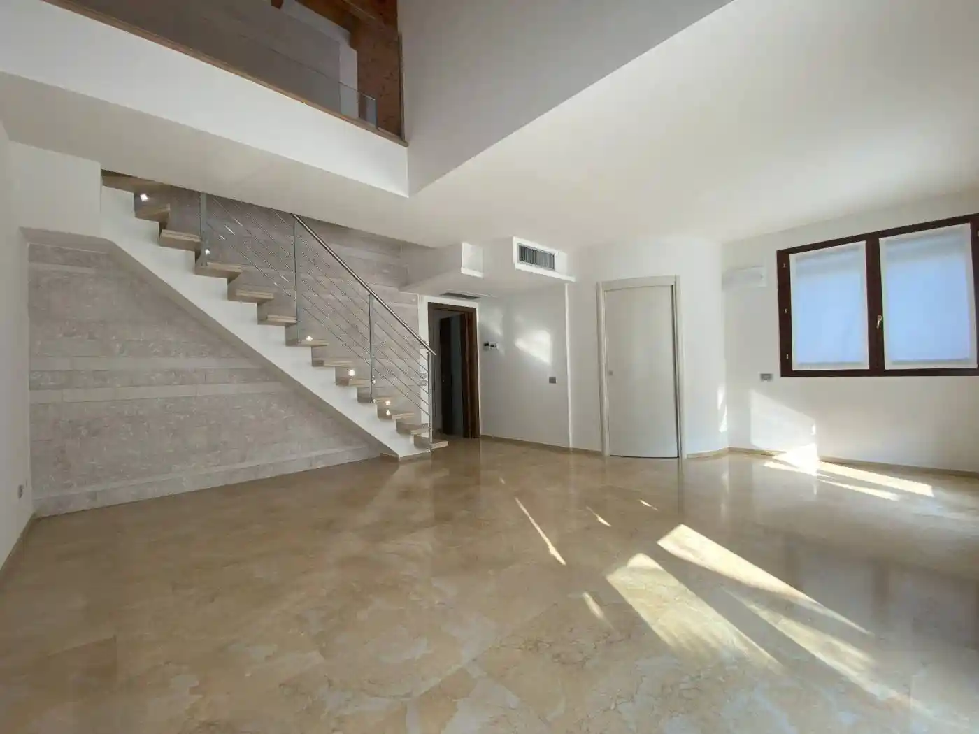 Appartamento in villa Circonvallazione Leuceriano, Canovine, Bergamo - foto 4