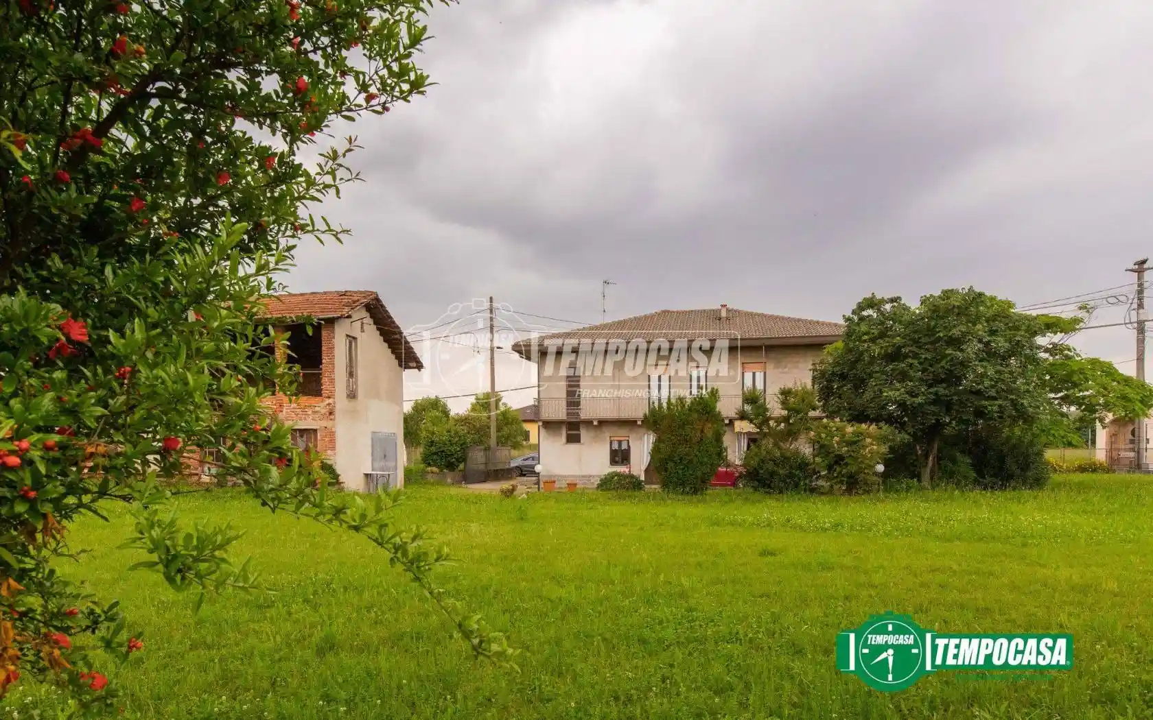 Villa in vendita a Oleggio