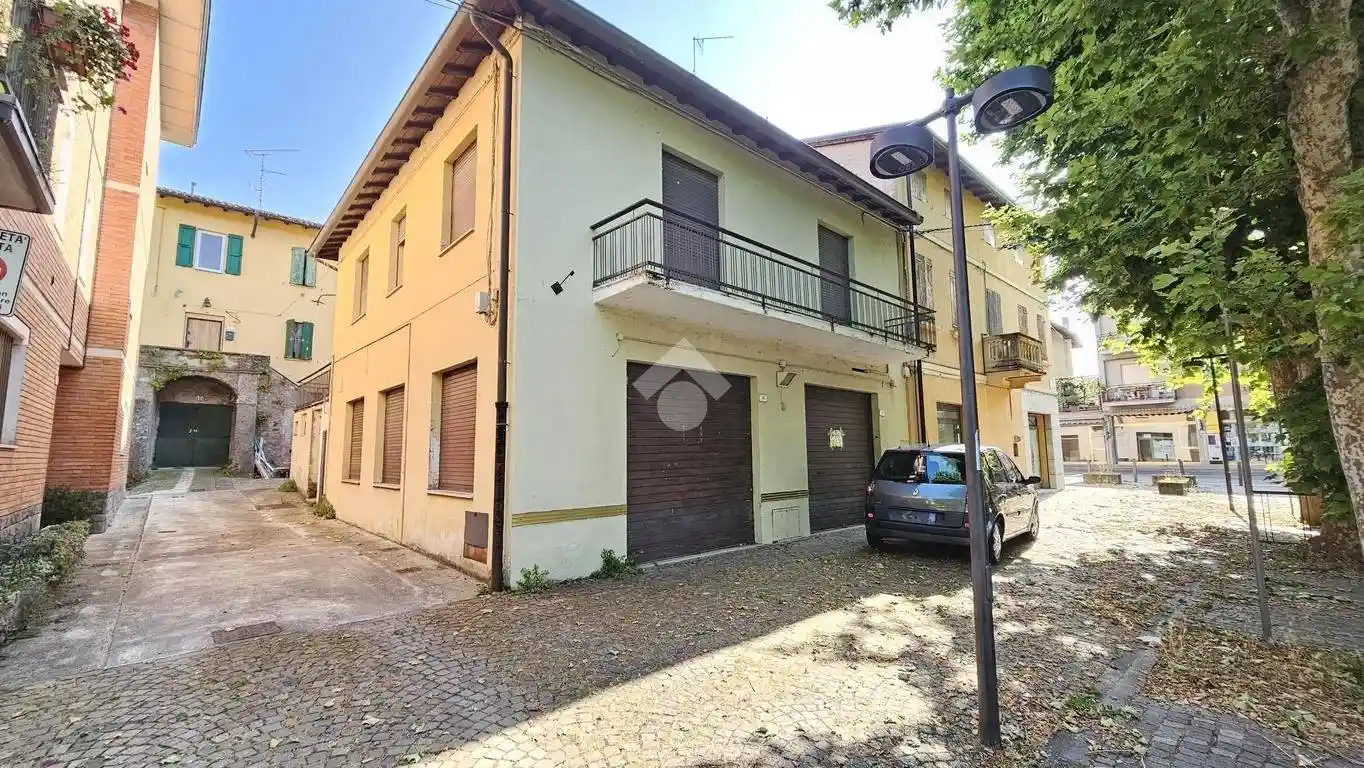Casa indipendente in vendita a Canossa