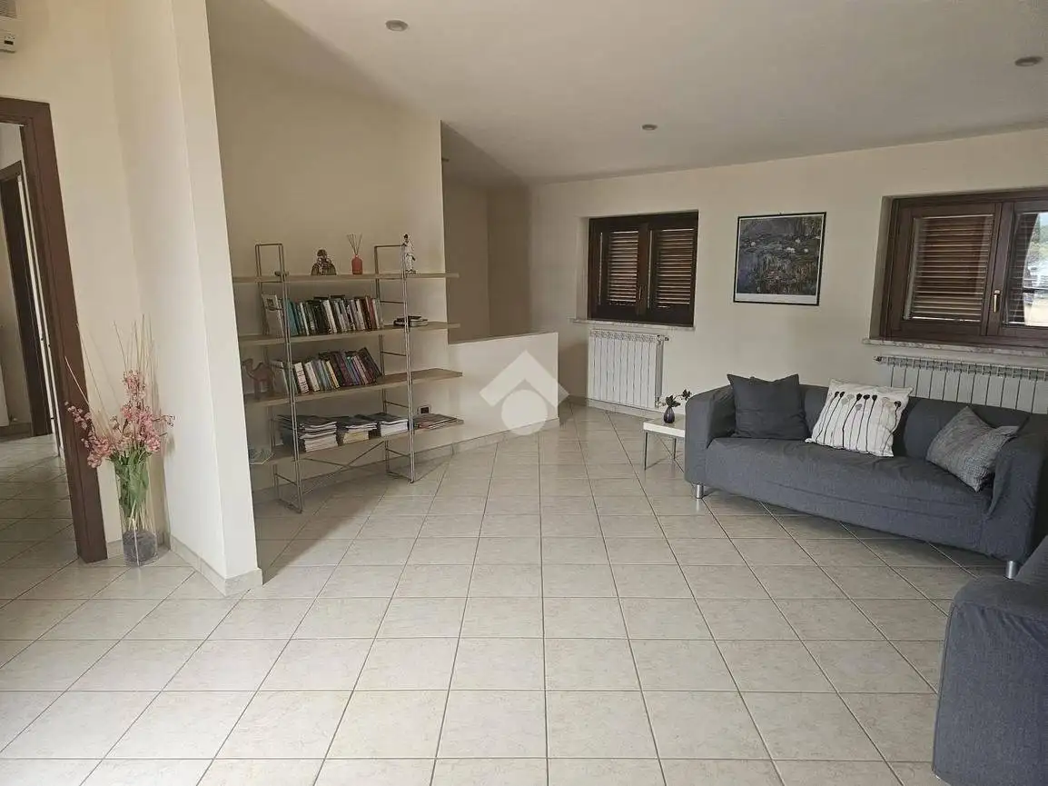 Trilocale via SS6 122, Castrocielo - foto 2