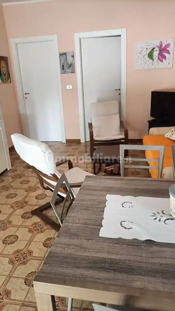 Trilocale via della Volpe 7, Paola - foto 3