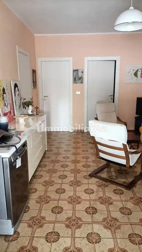 Trilocale via della Volpe 7, Paola - foto 5