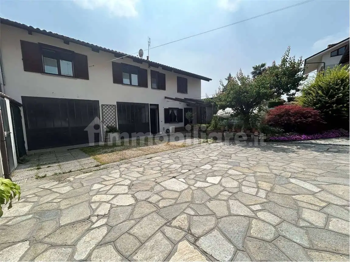 Casa indipendente in vendita a Cambiano