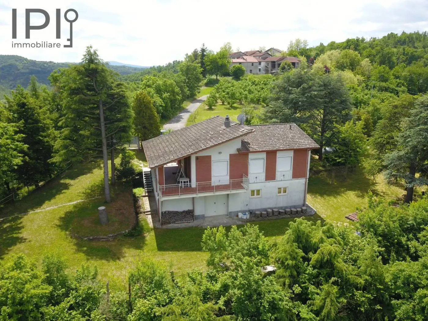 Villa in vendita a Merana