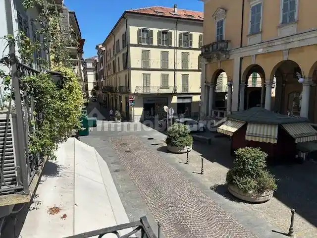 Appartamento in vendita a Novara