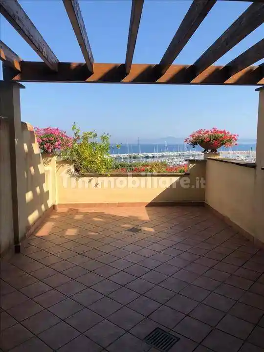 Appartamento in vendita a Castiglione della Pescaia