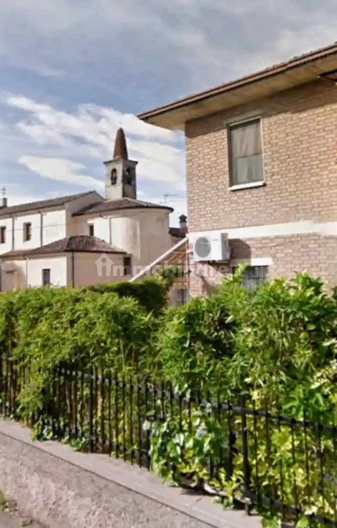 Appartamento in affitto a Volta Mantovana