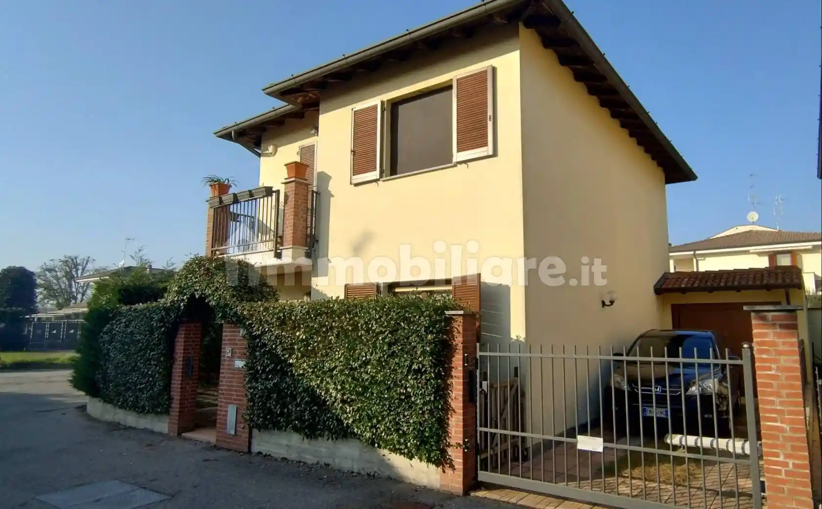 Villa in vendita a Motta Visconti