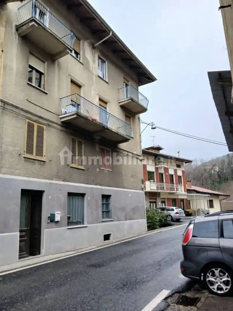 Appartamento in vendita a Valdilana