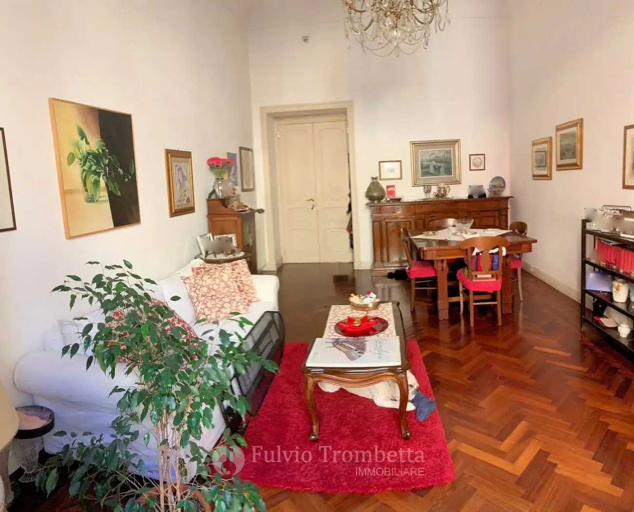 Appartamento in vendita a Napoli