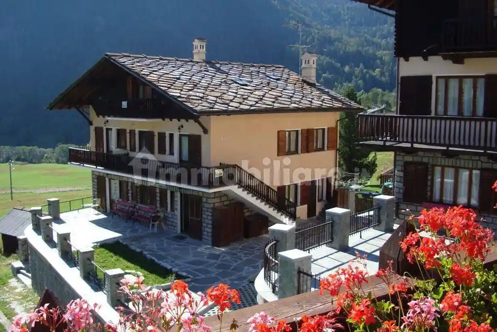 Villa in affitto a Brusson