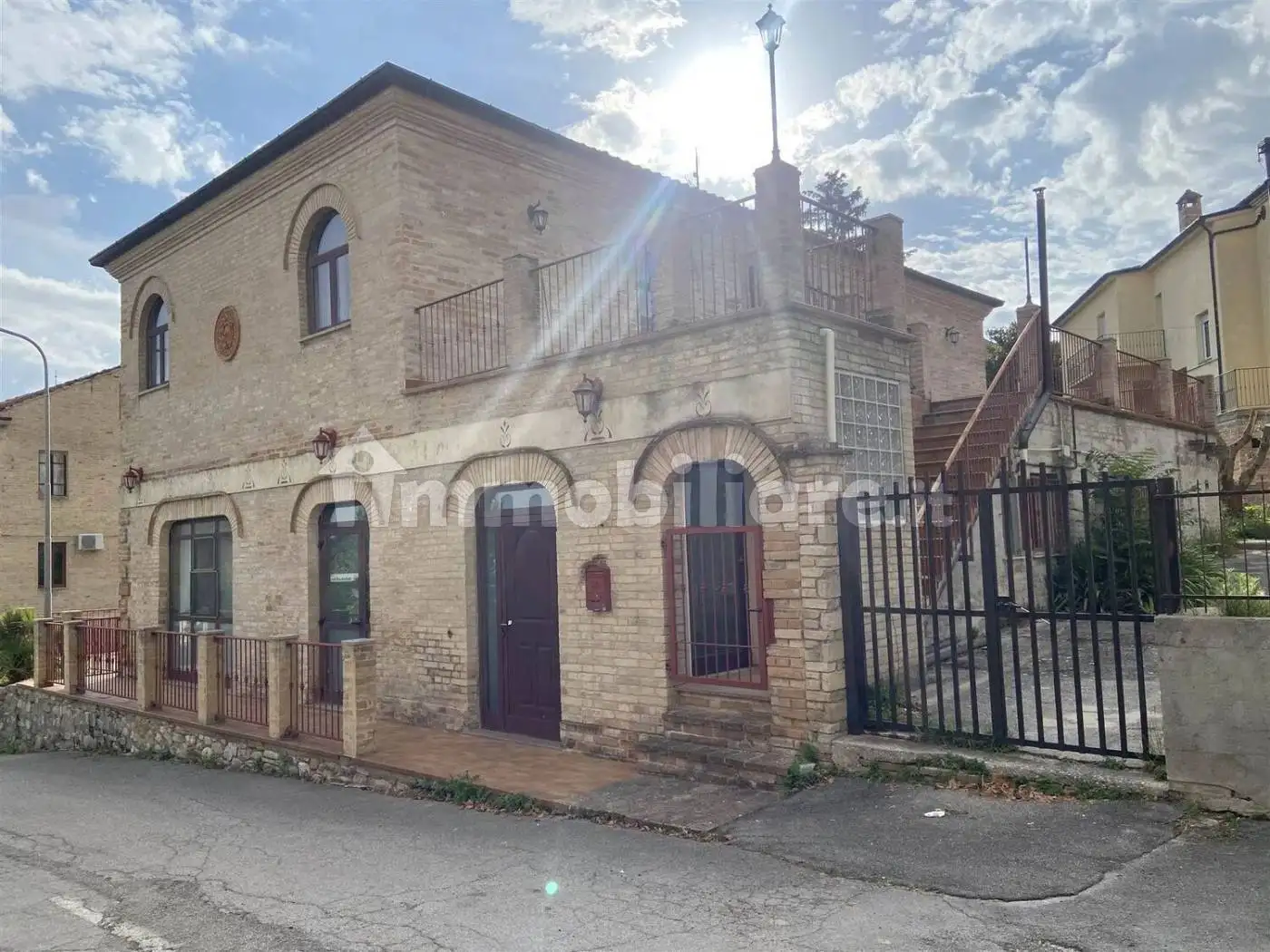 Rustico - Casale in vendita a Montottone