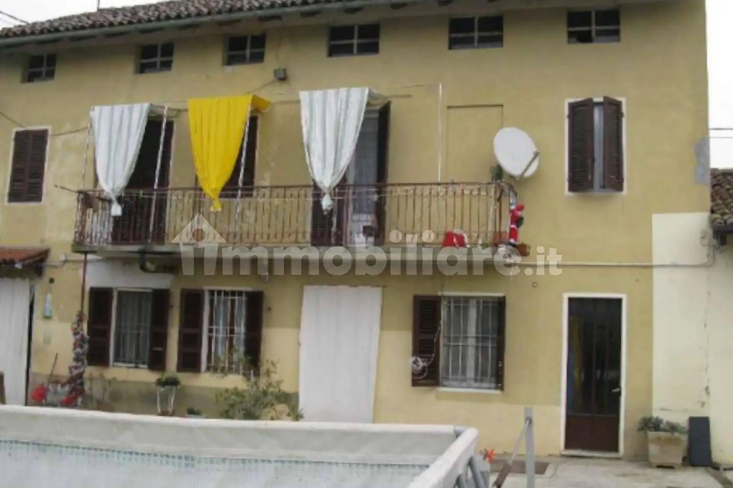 Appartamento in asta a Frassineto Po